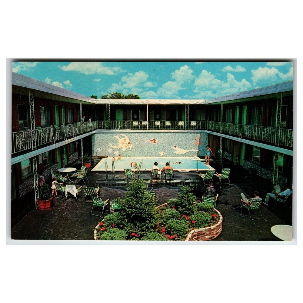 Lexington MA Battle Green Inn Postcard Vintage 1950s 60s Swimming Pool Motel